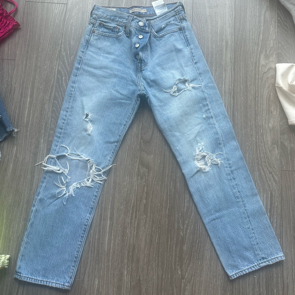 Levi’s wedgie straight super cute